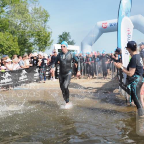 22.06.2025 - Viking Triathlon KatJ http://msf.ph/oto/8062243 22.06.2025 10:01:24 Schwimmen 38, 99, 203, 216, 224, 237, 284, 287, 311, 381, 393, 643 meine-sportfotos.de