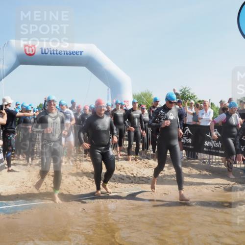 22.06.2025 - Viking Triathlon MichiJ http://msf.ph/oto/8062318 22.06.2025 10:07:41 Schwimmen 16, 23, 102, 121, 143, 263, 270, 285, 363, 436, 476, 484, 503, 547, 615, 621, 624 meine-sportfotos.de