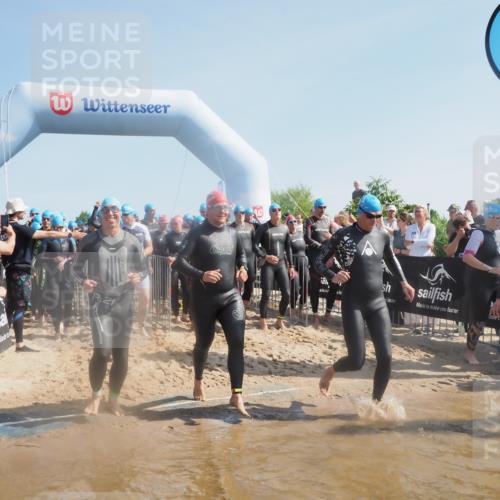 22.06.2025 - Viking Triathlon MichiJ http://msf.ph/oto/8062326 22.06.2025 10:07:41 Schwimmen 16, 23, 102, 121, 143, 263, 270, 285, 363, 436, 476, 484, 503, 547, 615, 621, 624 meine-sportfotos.de