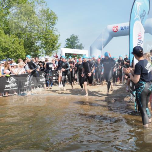 22.06.2025 - Viking Triathlon KatJ http://msf.ph/oto/8062387 22.06.2025 10:01:32 Schwimmen 99, 162, 203, 216, 224, 226, 237, 272, 381, 393, 399, 461, 507, 510, 626 meine-sportfotos.de