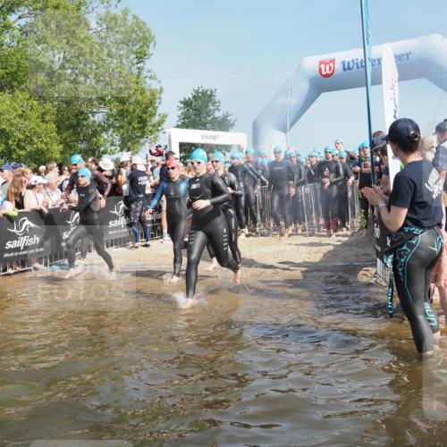22.06.2025 - Viking Triathlon KatJ http://msf.ph/oto/8062562 22.06.2025 10:01:39 Schwimmen 19, 33, 162, 226, 272, 310, 320, 344, 399, 438, 461, 507, 510, 555, 604, 626 meine-sportfotos.de