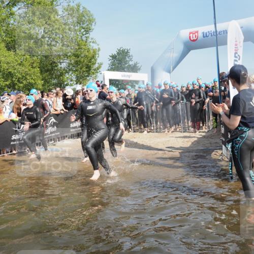 22.06.2025 - Viking Triathlon KatJ http://msf.ph/oto/8062583 22.06.2025 10:01:39 Schwimmen 19, 33, 162, 226, 272, 310, 320, 344, 399, 438, 461, 507, 510, 555, 604, 626 meine-sportfotos.de