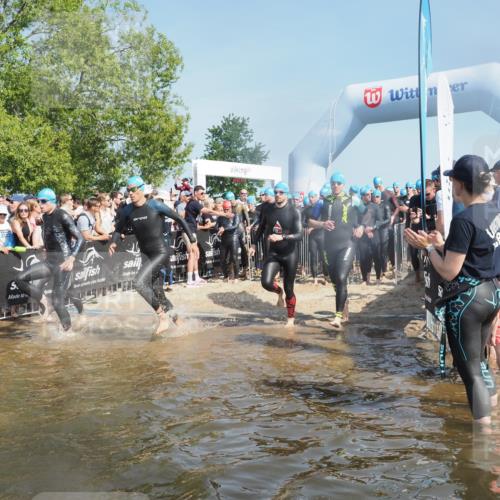 22.06.2025 - Viking Triathlon KatJ http://msf.ph/oto/8062718 22.06.2025 10:01:43 Schwimmen 19, 33, 170, 272, 310, 320, 344, 399, 438, 461, 496, 507, 555, 604, 626 meine-sportfotos.de