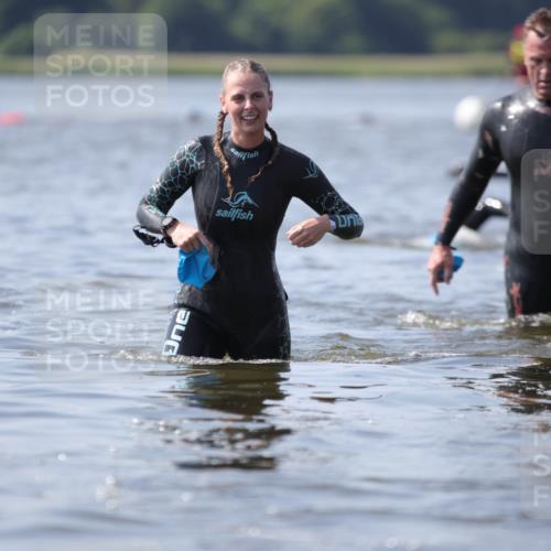 22.06.2025 - Viking Triathlon H.Heesch http://msf.ph/oto/8062729 22.06.2025 10:47:58 Schwimmen 37, 190, 223, 285, 364, 452 meine-sportfotos.de