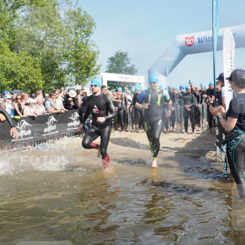 22.06.2025 - Viking Triathlon KatJ http://msf.ph/oto/8062755 22.06.2025 10:01:44 Schwimmen 19, 33, 125, 158, 170, 271, 310, 320, 344, 355, 438, 496, 555, 604 meine-sportfotos.de
