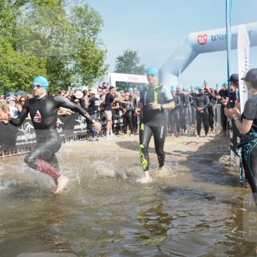 22.06.2025 - Viking Triathlon KatJ http://msf.ph/oto/8062779 22.06.2025 10:01:44 Schwimmen 19, 33, 125, 158, 170, 271, 310, 320, 344, 355, 438, 496, 555, 604 meine-sportfotos.de