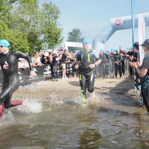 22.06.2025 - Viking Triathlon KatJ http://msf.ph/oto/8062786 22.06.2025 10:01:44 Schwimmen 19, 33, 125, 158, 170, 271, 310, 320, 344, 355, 438, 496, 555, 604 meine-sportfotos.de