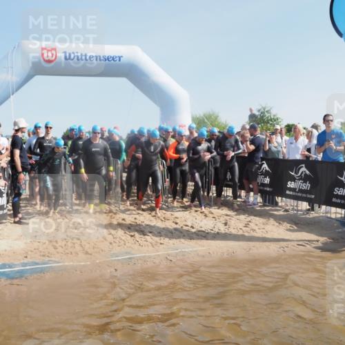 22.06.2025 - Viking Triathlon MichiJ http://msf.ph/oto/8062818 22.06.2025 10:08:20 Schwimmen 37, 48, 69, 97, 133, 140, 222, 225, 364, 403, 406, 410, 499, 518, 638 meine-sportfotos.de