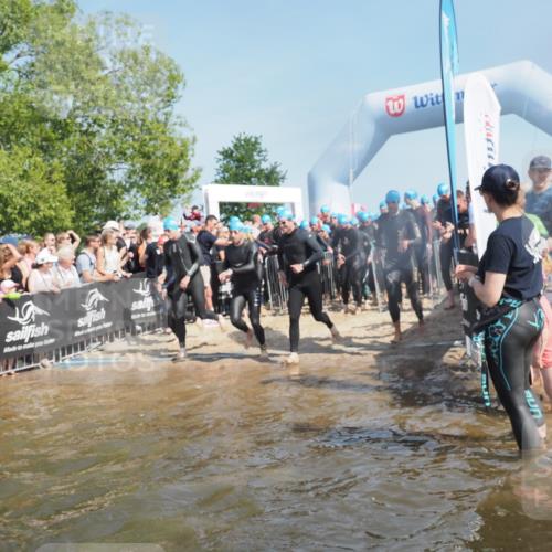 22.06.2025 - Viking Triathlon KatJ http://msf.ph/oto/8062826 22.06.2025 10:01:48 Schwimmen 19, 33, 125, 158, 170, 271, 310, 320, 344, 355, 438, 496, 555, 604, 618 meine-sportfotos.de