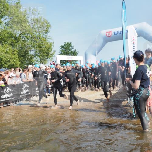22.06.2025 - Viking Triathlon KatJ http://msf.ph/oto/8062842 22.06.2025 10:01:48 Schwimmen 19, 33, 125, 158, 170, 271, 310, 320, 344, 355, 438, 496, 555, 604, 618 meine-sportfotos.de