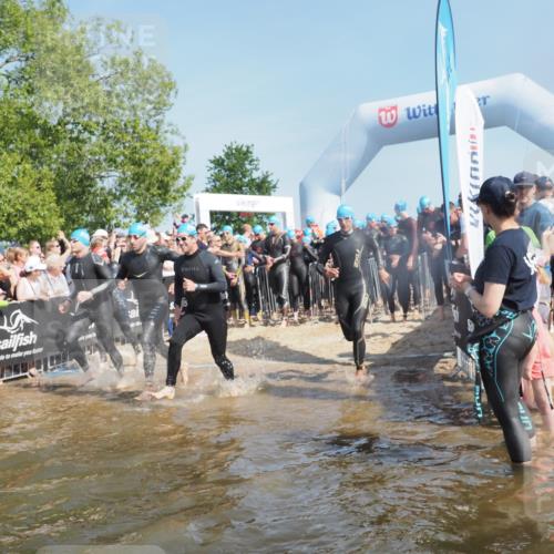 22.06.2025 - Viking Triathlon KatJ http://msf.ph/oto/8062857 22.06.2025 10:01:48 Schwimmen 19, 33, 125, 158, 170, 271, 310, 320, 344, 355, 438, 496, 555, 604, 618 meine-sportfotos.de