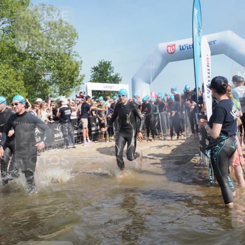 22.06.2025 - Viking Triathlon KatJ http://msf.ph/oto/8062884 22.06.2025 10:01:49 Schwimmen 3, 19, 33, 80, 125, 158, 170, 271, 304, 310, 320, 344, 355, 438, 496, 555, 604, 618 meine-sportfotos.de