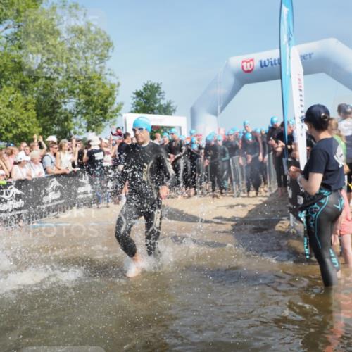 22.06.2025 - Viking Triathlon KatJ http://msf.ph/oto/8062915 22.06.2025 10:01:49 Schwimmen 3, 19, 33, 80, 125, 158, 170, 271, 304, 310, 320, 344, 355, 438, 496, 555, 604, 618 meine-sportfotos.de