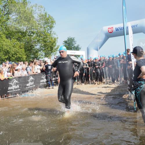 22.06.2025 - Viking Triathlon KatJ http://msf.ph/oto/8063108 22.06.2025 10:01:59 Schwimmen 3, 17, 80, 91, 127, 137, 278, 299, 304, 365, 415, 435, 449, 551, 618 meine-sportfotos.de