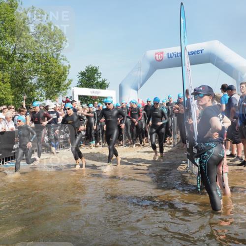 22.06.2025 - Viking Triathlon KatJ http://msf.ph/oto/8063142 22.06.2025 10:02:03 Schwimmen 3, 17, 80, 91, 127, 137, 278, 299, 304, 365, 415, 435, 449, 492, 551 meine-sportfotos.de