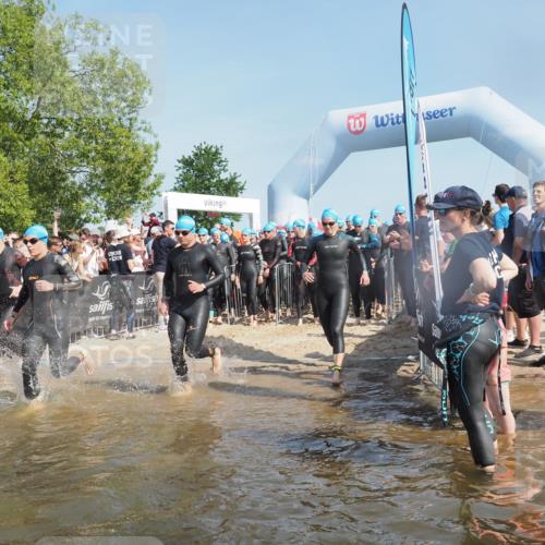 22.06.2025 - Viking Triathlon KatJ http://msf.ph/oto/8063165 22.06.2025 10:02:03 Schwimmen 3, 17, 80, 91, 127, 137, 278, 299, 304, 365, 415, 435, 449, 492, 551 meine-sportfotos.de