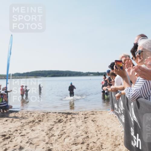 22.06.2025 - Viking Triathlon MichiJ http://msf.ph/oto/8063198 22.06.2025 10:22:48 Schwimmen 100 meine-sportfotos.de