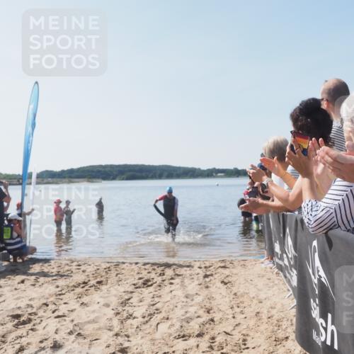 22.06.2025 - Viking Triathlon MichiJ http://msf.ph/oto/8063210 22.06.2025 10:22:50 Schwimmen 100 meine-sportfotos.de
