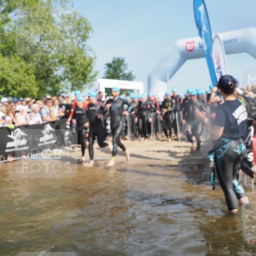 22.06.2025 - Viking Triathlon KatJ http://msf.ph/oto/8063321 22.06.2025 10:02:23 Schwimmen 21, 75, 78, 103, 139, 180, 207, 255, 265, 283, 309, 331, 382, 464, 469 meine-sportfotos.de