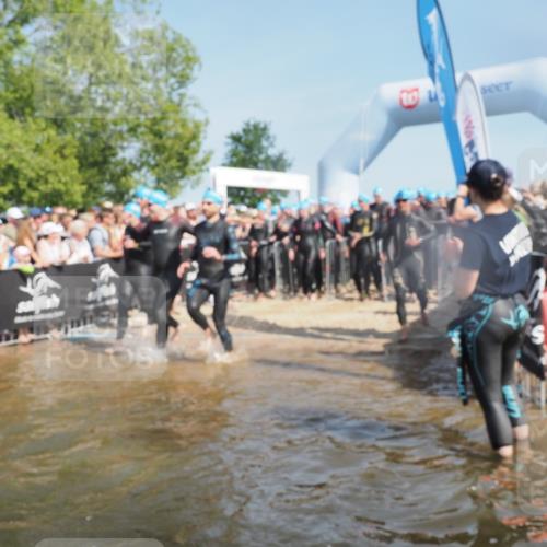 22.06.2025 - Viking Triathlon KatJ http://msf.ph/oto/8063326 22.06.2025 10:02:23 Schwimmen 21, 75, 78, 103, 139, 180, 207, 255, 265, 283, 309, 331, 382, 464, 469 meine-sportfotos.de