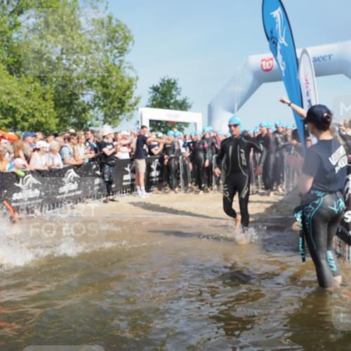 22.06.2025 - Viking Triathlon KatJ http://msf.ph/oto/8063338 22.06.2025 10:02:24 Schwimmen 75, 78, 103, 180, 188, 189, 255, 265, 283, 331, 464, 469, 520, 532, 549 meine-sportfotos.de