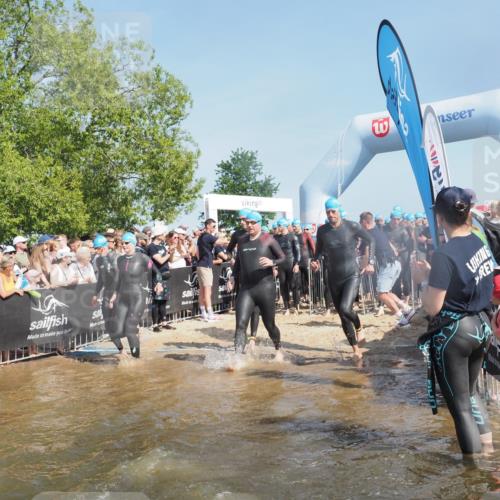 22.06.2025 - Viking Triathlon KatJ http://msf.ph/oto/8063368 22.06.2025 10:02:28 Schwimmen 75, 78, 103, 180, 188, 189, 255, 265, 283, 297, 331, 464, 469, 520, 532, 549 meine-sportfotos.de