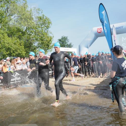 22.06.2025 - Viking Triathlon KatJ http://msf.ph/oto/8063383 22.06.2025 10:02:28 Schwimmen 75, 78, 103, 180, 188, 189, 255, 265, 283, 297, 331, 464, 469, 520, 532, 549 meine-sportfotos.de