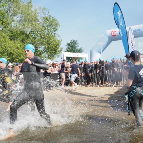 22.06.2025 - Viking Triathlon KatJ http://msf.ph/oto/8063391 22.06.2025 10:02:29 Schwimmen 75, 78, 103, 180, 188, 189, 193, 255, 265, 283, 297, 331, 464, 469, 513, 520, 532, 546, 549 meine-sportfotos.de