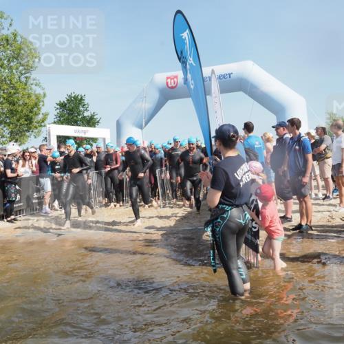 22.06.2025 - Viking Triathlon KatJ http://msf.ph/oto/8063396 22.06.2025 10:02:32 Schwimmen 78, 103, 114, 180, 188, 189, 193, 265, 283, 297, 513, 520, 532, 546, 549 meine-sportfotos.de