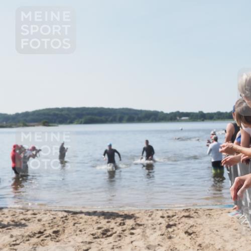 22.06.2025 - Viking Triathlon MichiJ http://msf.ph/oto/8063475 22.06.2025 10:25:01 Schwimmen 4, 521 meine-sportfotos.de