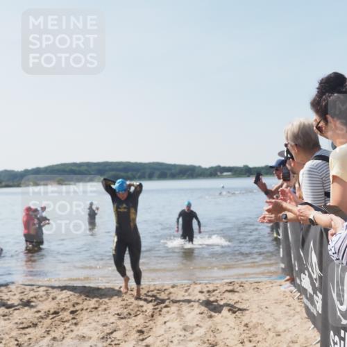 22.06.2025 - Viking Triathlon MichiJ http://msf.ph/oto/8063912 22.06.2025 10:26:21 Schwimmen 9, 526 meine-sportfotos.de