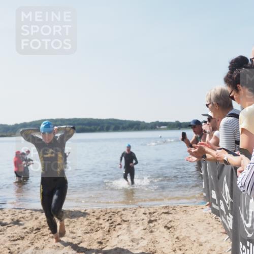 22.06.2025 - Viking Triathlon MichiJ http://msf.ph/oto/8063918 22.06.2025 10:26:22 Schwimmen 9, 526 meine-sportfotos.de