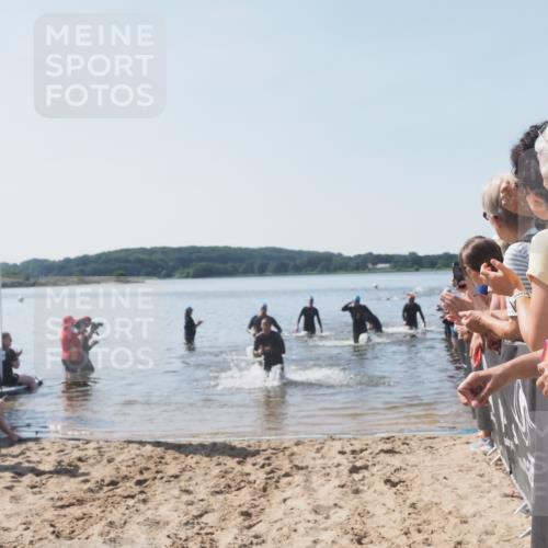 22.06.2025 - Viking Triathlon MichiJ http://msf.ph/oto/8064006 22.06.2025 10:27:01 Schwimmen 52, 81, 145, 288, 623, 661 meine-sportfotos.de