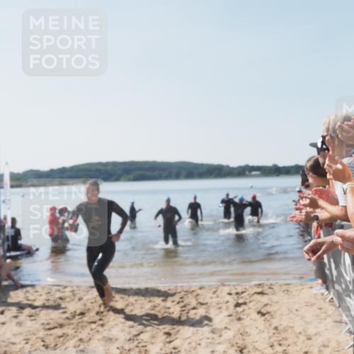 22.06.2025 - Viking Triathlon MichiJ http://msf.ph/oto/8064027 22.06.2025 10:27:03 Schwimmen 52, 81, 145, 288, 623, 661 meine-sportfotos.de