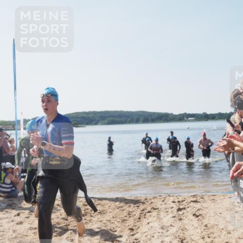 22.06.2025 - Viking Triathlon MichiJ http://msf.ph/oto/8064302 22.06.2025 10:27:59 Schwimmen 14, 90, 178, 196, 198, 230, 289, 367, 401, 534, 616 meine-sportfotos.de