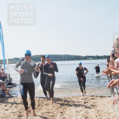 22.06.2025 - Viking Triathlon MichiJ http://msf.ph/oto/8064370 22.06.2025 10:28:08 Schwimmen 14, 178, 196, 289, 367, 401 meine-sportfotos.de
