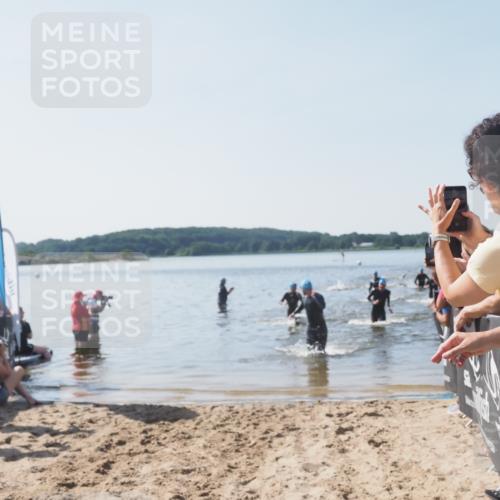 22.06.2025 - Viking Triathlon MichiJ http://msf.ph/oto/8064478 22.06.2025 10:28:47 Schwimmen 15, 258, 301, 368, 414, 443, 628 meine-sportfotos.de