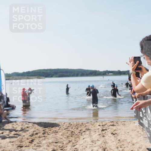 22.06.2025 - Viking Triathlon MichiJ http://msf.ph/oto/8064479 22.06.2025 10:28:48 Schwimmen 15, 258, 301, 368, 414, 443, 628 meine-sportfotos.de
