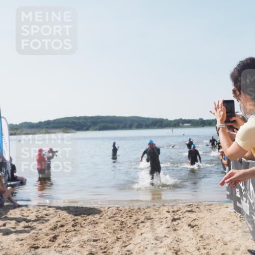 22.06.2025 - Viking Triathlon MichiJ http://msf.ph/oto/8064486 22.06.2025 10:28:48 Schwimmen 15, 258, 301, 368, 414, 443, 628 meine-sportfotos.de