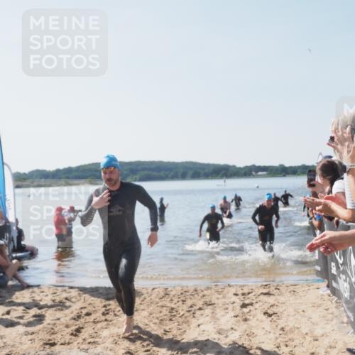 22.06.2025 - Viking Triathlon MichiJ http://msf.ph/oto/8064516 22.06.2025 10:28:52 Schwimmen 15, 152, 258, 301, 368, 384, 414, 443, 604, 628 meine-sportfotos.de