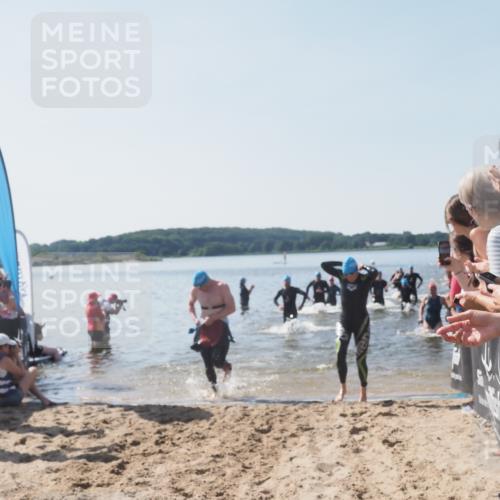 22.06.2025 - Viking Triathlon MichiJ http://msf.ph/oto/8064590 22.06.2025 10:29:00 Schwimmen 7, 12, 15, 152, 200, 310, 384, 414, 443, 604, 628 meine-sportfotos.de