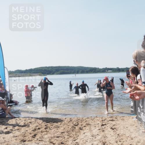 22.06.2025 - Viking Triathlon MichiJ http://msf.ph/oto/8064631 22.06.2025 10:29:04 Schwimmen 7, 12, 152, 200, 310, 384, 443, 458, 604, 628, 652 meine-sportfotos.de