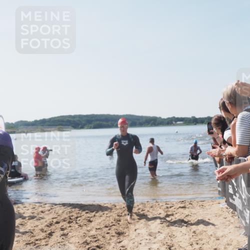 22.06.2025 - Viking Triathlon MichiJ http://msf.ph/oto/8064896 22.06.2025 10:29:37 Schwimmen 6, 612 meine-sportfotos.de