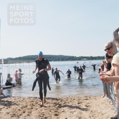 22.06.2025 - Viking Triathlon MichiJ http://msf.ph/oto/8065295 22.06.2025 10:30:52 Schwimmen 45, 162, 188, 347, 444, 510, 630 meine-sportfotos.de