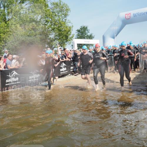 22.06.2025 - Viking Triathlon KatJ http://msf.ph/oto/8065395 22.06.2025 10:05:48 Schwimmen 65, 83, 128, 135, 194, 211, 275, 361, 379, 511, 517, 530, 633, 653 meine-sportfotos.de