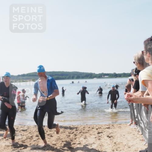 22.06.2025 - Viking Triathlon MichiJ http://msf.ph/oto/8065488 22.06.2025 10:31:16 Schwimmen 8, 216, 236, 237, 311, 330, 549 meine-sportfotos.de