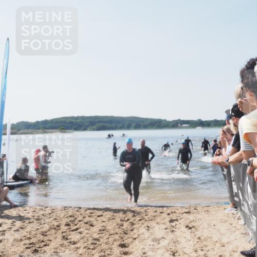 22.06.2025 - Viking Triathlon MichiJ http://msf.ph/oto/8065524 22.06.2025 10:31:29 Schwimmen 3, 8, 137, 236, 311, 340, 469, 613, 648 meine-sportfotos.de
