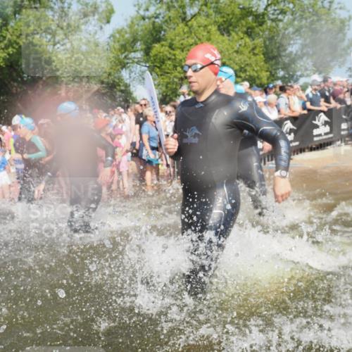 22.06.2025 - Viking Triathlon KatJ http://msf.ph/oto/8065539 22.06.2025 10:06:01 Schwimmen 68, 144, 169, 249, 269, 390, 397, 441, 442, 460, 465, 489, 508, 644 meine-sportfotos.de