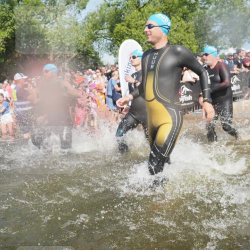 22.06.2025 - Viking Triathlon KatJ http://msf.ph/oto/8065670 22.06.2025 10:06:11 Schwimmen 39, 41, 60, 84, 110, 144, 191, 249, 266, 325, 390, 440, 446, 489, 508 meine-sportfotos.de
