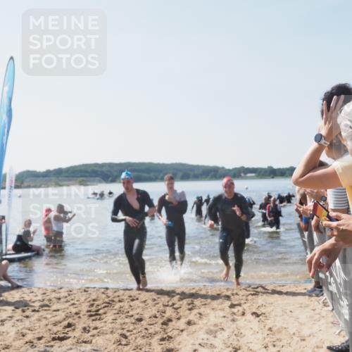 22.06.2025 - Viking Triathlon MichiJ http://msf.ph/oto/8065780 22.06.2025 10:32:02 Schwimmen 63, 87, 193, 207, 226, 271, 435, 449, 464, 488, 507, 658 meine-sportfotos.de